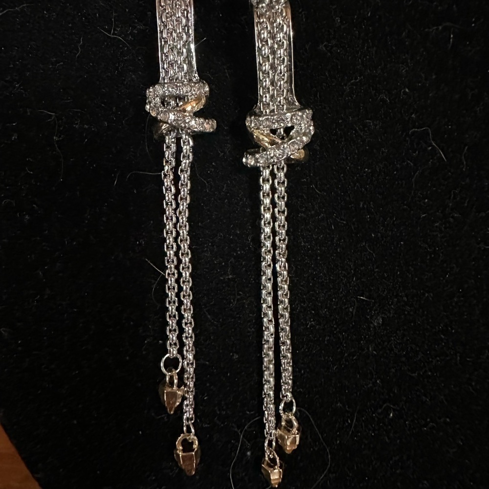 Sophisticated Silver Mesh Chain Earrings